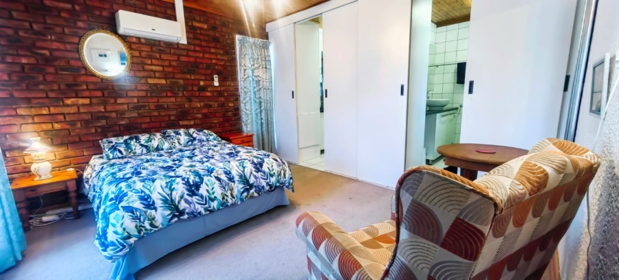 4 Bedroom Property for Sale in Miederpark North West